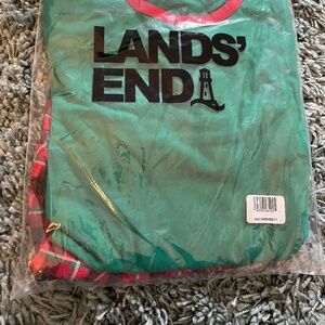 Lands End 2 pc. Women holiday pajamas, sz. XS (2-4). Brand new!
